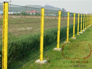 周界安防新选择 苏州园区桃形柱护栏网片的综合解决方案